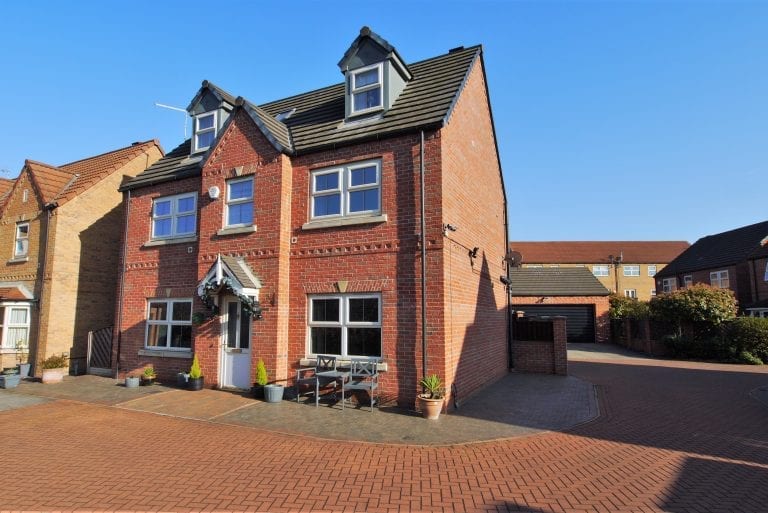 Waterway Lane, Kilnhurst, Mexborough
