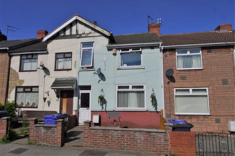 St. Johns Road, Doncaster, DN12 1AR