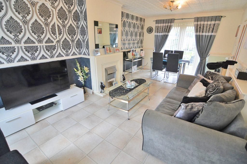 Fairmaid Grove, Clifton, NG11 - Through Lounge / Dining Room