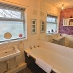 Fairmaid Grove, Clifton, NG11 - Family Bathroom