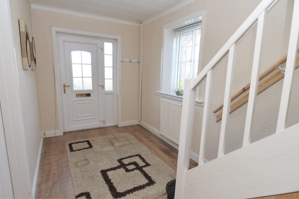 Attlee Avenue, Doncaster - Wide and Welcolming Hallway