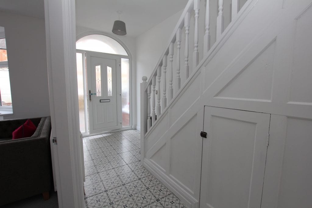 Wensley Avenue, Hull - Wide Hallway