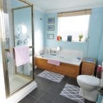 27 St. Johns Road, Doncaster - Family Bathroom