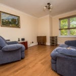 Lake View, Kings Langley - Living Room