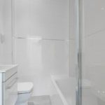 Malvern Rd, London NW6 5PU Bathroom