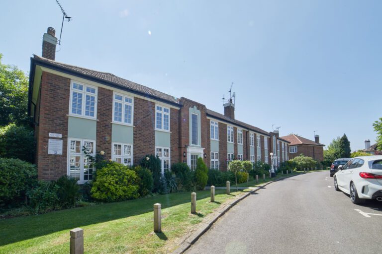 Rythe Court, Portsmouth Road, Thames Ditton KT7 0TE
