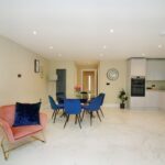 Penny Lane - Dining / Kitchen Area