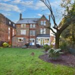 Bromley Rd - Outside Garden Area