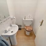 Kathie Road - Bathroom