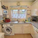 Kathie Road - Kitchen