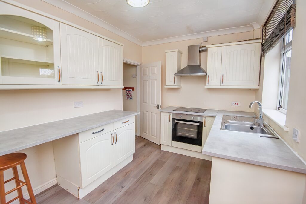 31 Shaldon Grove Kitchen