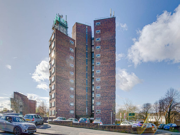 Flat Ideal for Buy-to-Let Purposes Sold Through Property Solvers Auctions (Leicester)