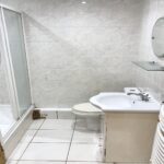 56 High Street - Bathroom