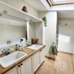 Glenhurst, Flint Hill Bank - Bathroom