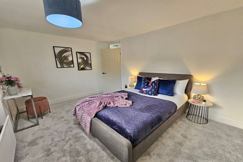 Lindsay Drive- Master Bedroom Overview