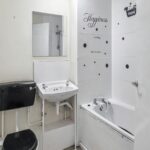 Sycamore Road - Bathroom