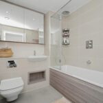 Lombard Wharf - Bathroom