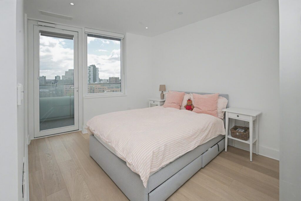 Lombard Wharf - Bedroom