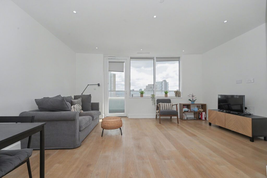 Lombard Wharf - Lounge