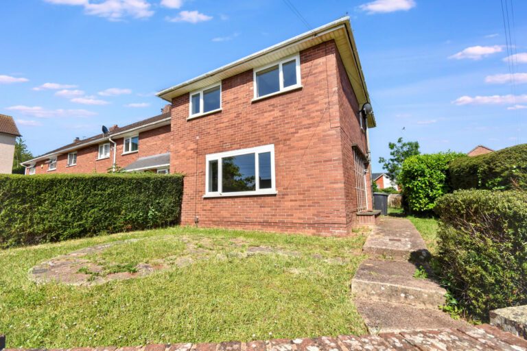 Hill Rise, Exeter, EX1 3NF