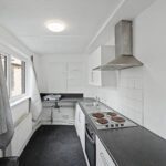 Bondisle Terrace - Kitchen